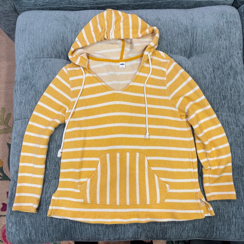 Old Navy Yellow and White Boxy Sweatshirt